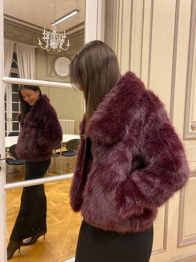 Veste fausse fourrure bordeaux 